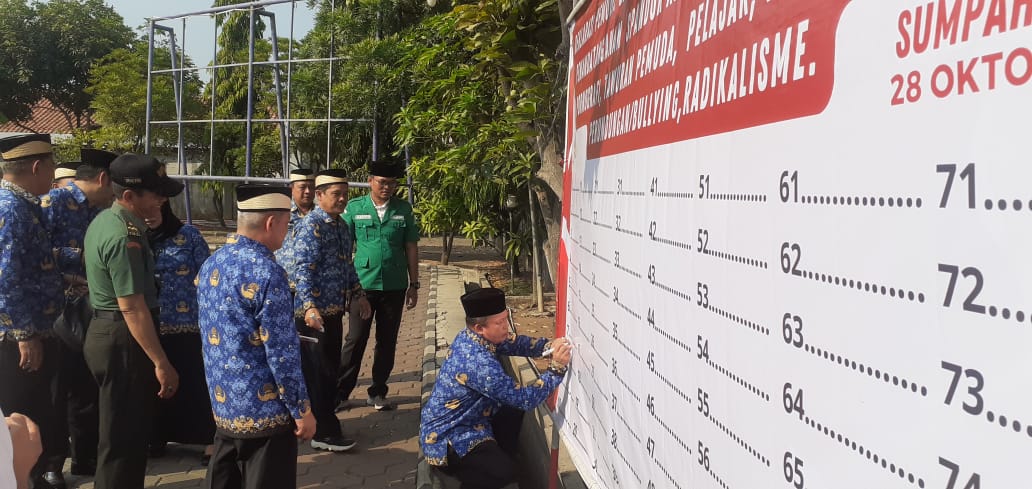 Kecanatan Pasarkemis Gelar Upacara Pengibaran Bendera Meraputih Dalam Rangka Memperingati Hari Sumpah Pemuda ke -96