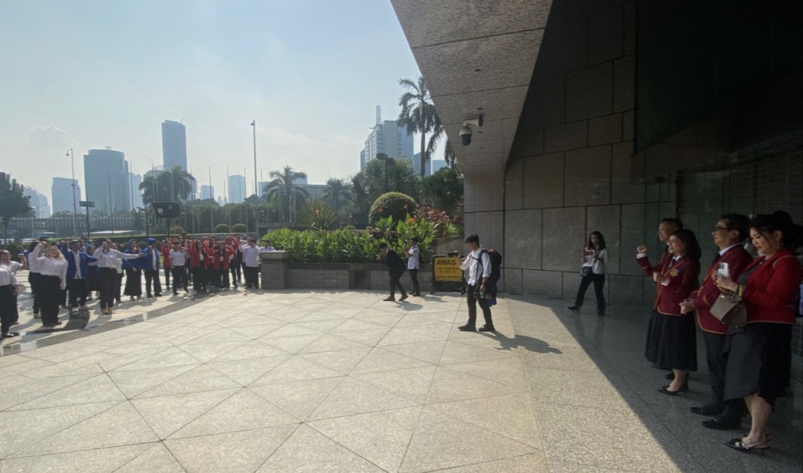 Merry Riana Education (MERI) Resmi Melantai di Bursa Efek Indonesia Papan Pengembangan Menjadi Perusahaan ke 21 yang Tercatat Sepanjang Tahun 2025